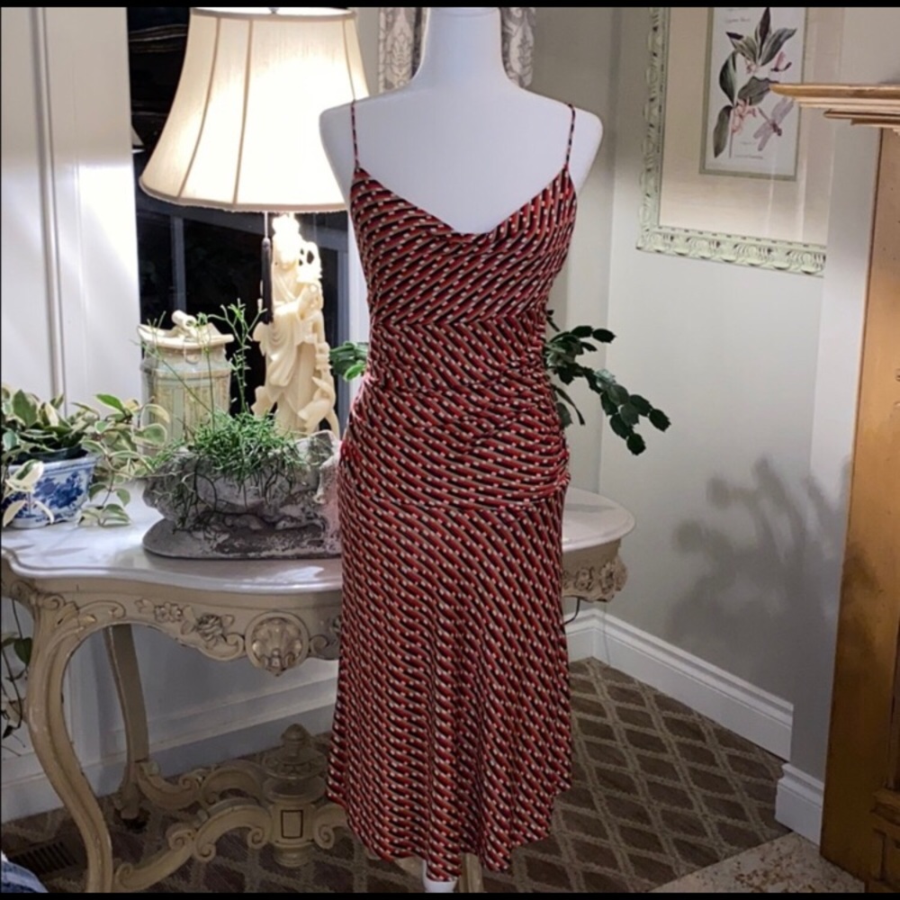 DVF 100% Sexy Silk Dress